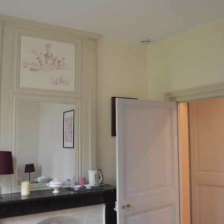 Le Gite Du Bas Manoir Bretteville-sur-Odon Kültér fotó